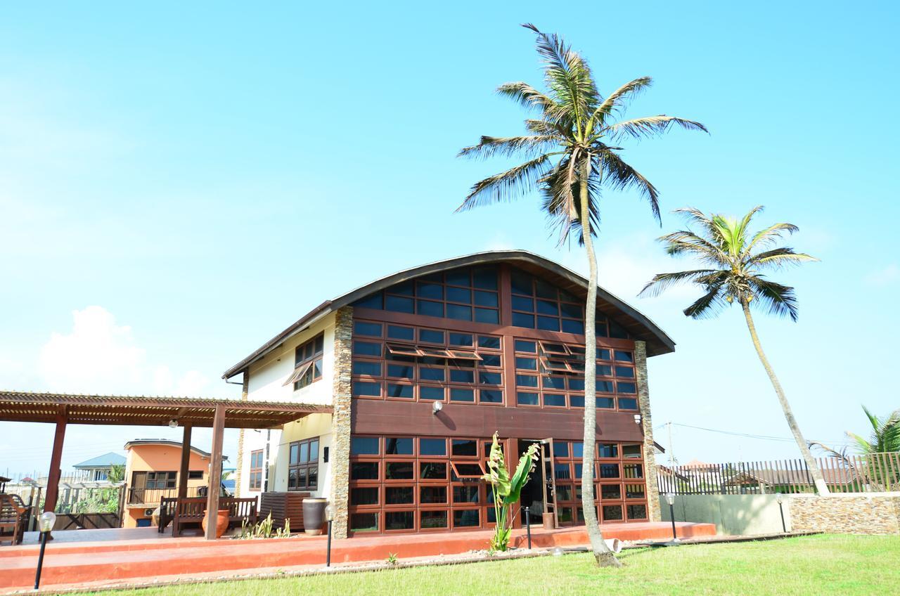 Villa The Palms At Prampram Esterno foto